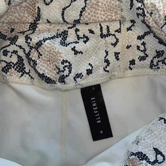 Anthropologie x All Fenix Python Leggings NWOT🌛 - Picture 5 of 6